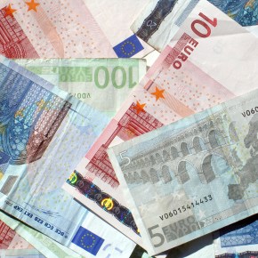 $1billion stolen from world banks in systematic&nbsp;hack