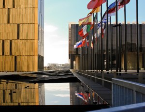 16216011058_e7b43faef3_o